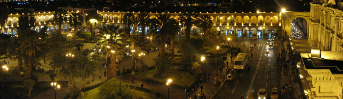 Plaza de Armas de noche